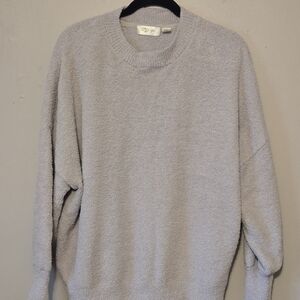 RD Style Light Gray Crewneck Sweater